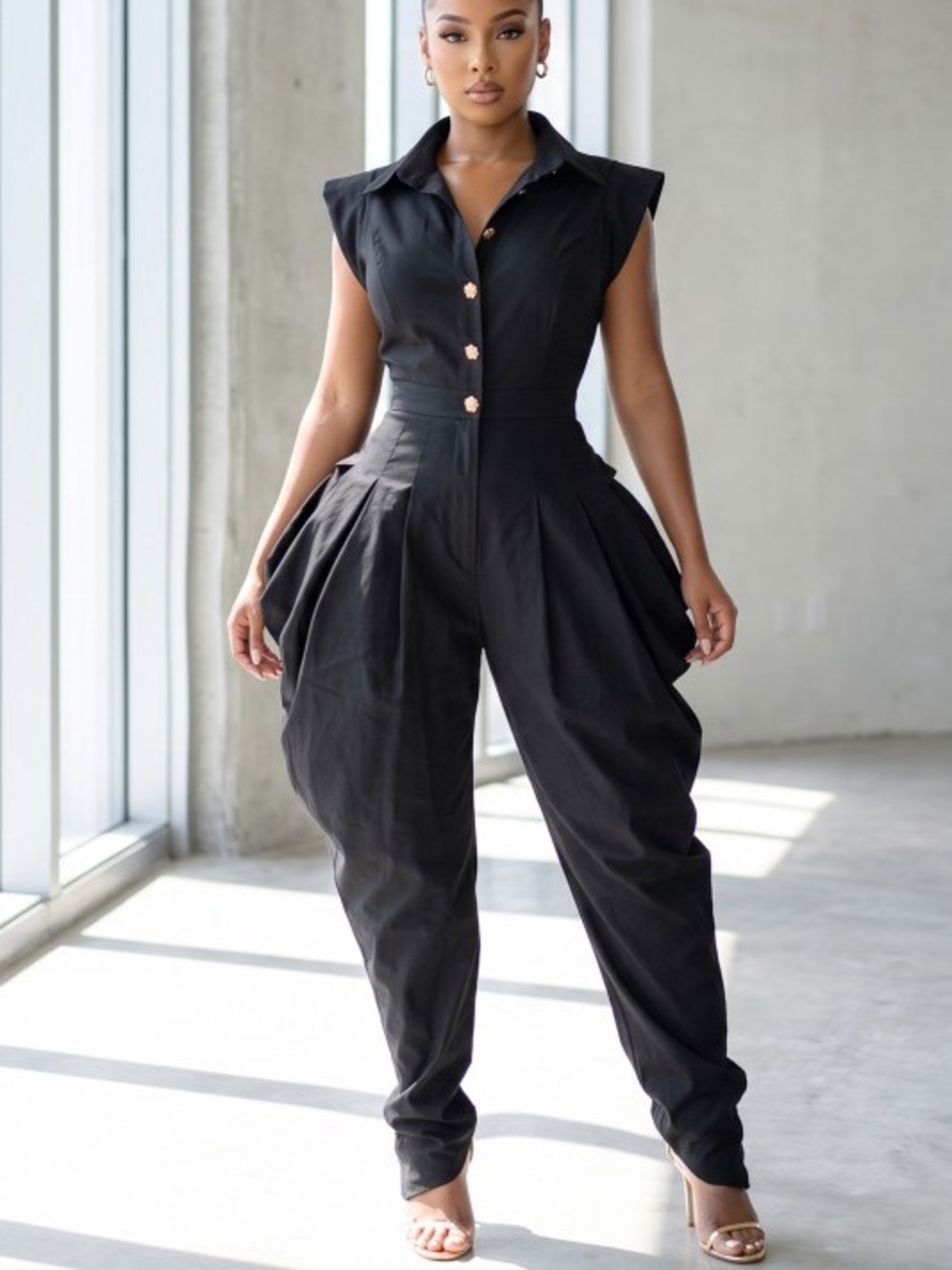 Black Sleeveless Collared Jumpsuit